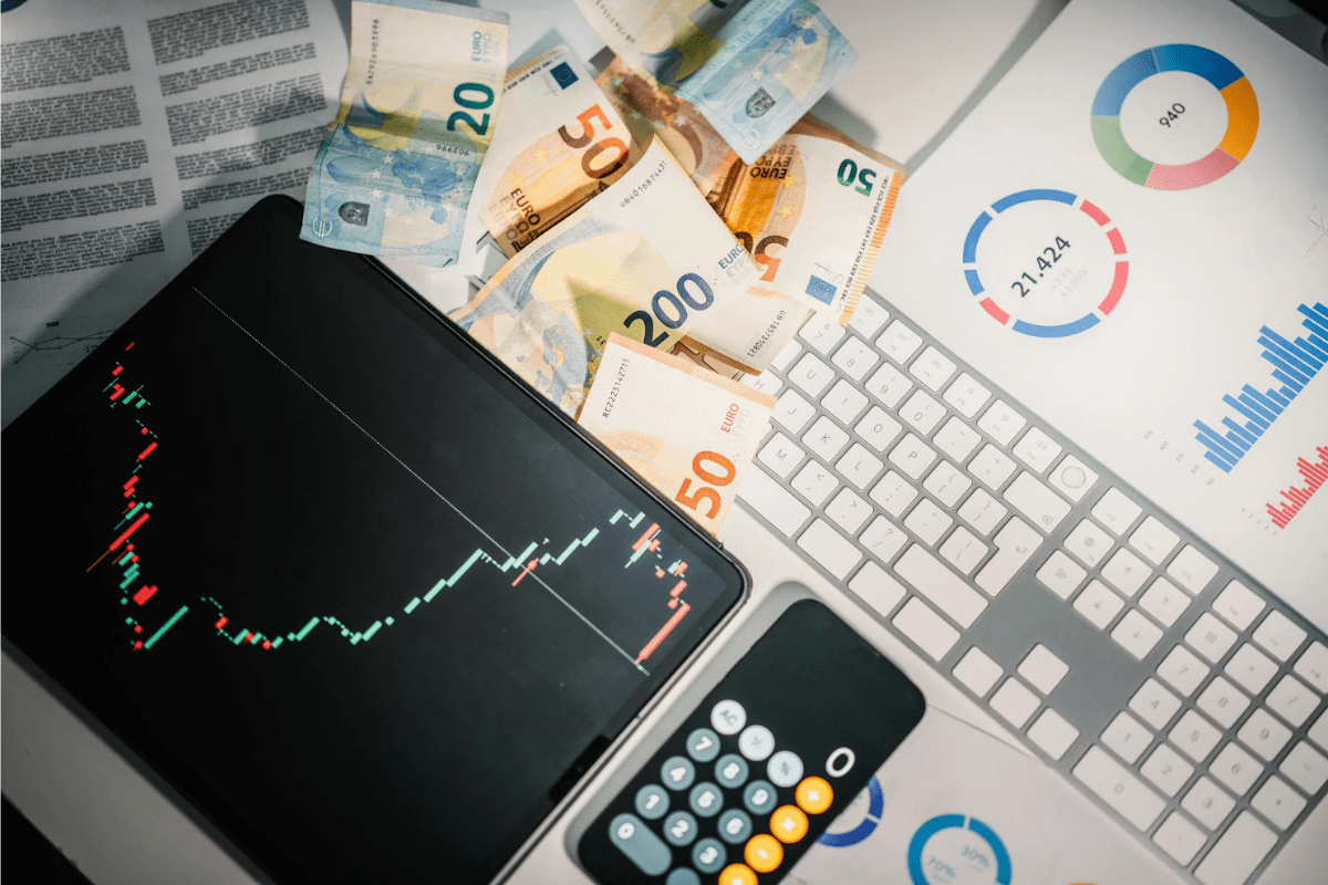 Buy and Hold Aktienstrategie – Finanzdiagramme und Börsencharts zur langfristigen Anlageanalyse